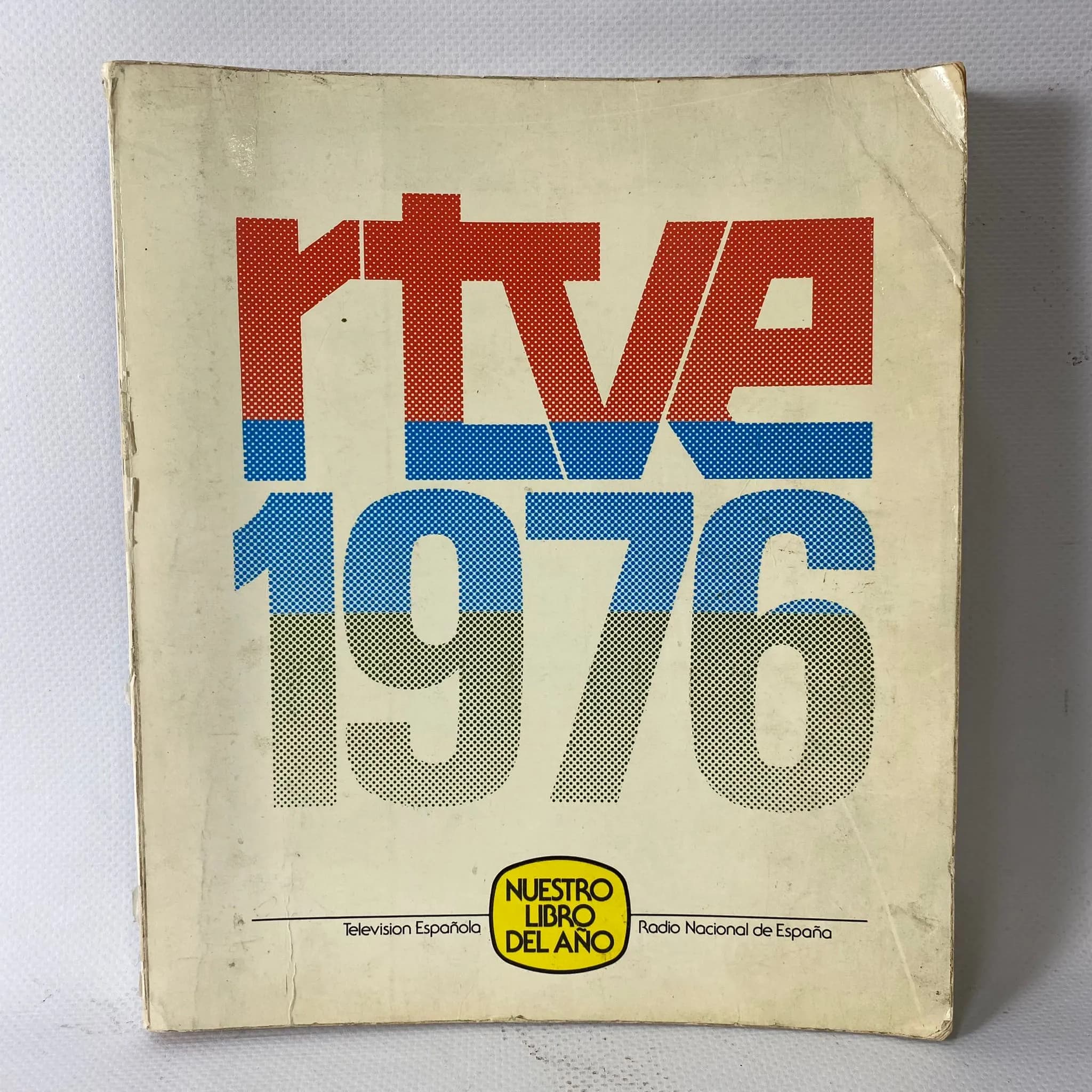 Libro radio televisión española 1976 (rtve)