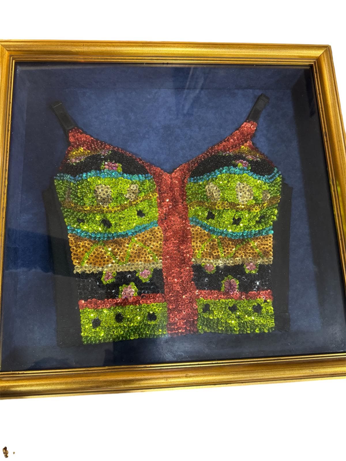 Corpiño de Sara Montiel del programa Ven al paralelo