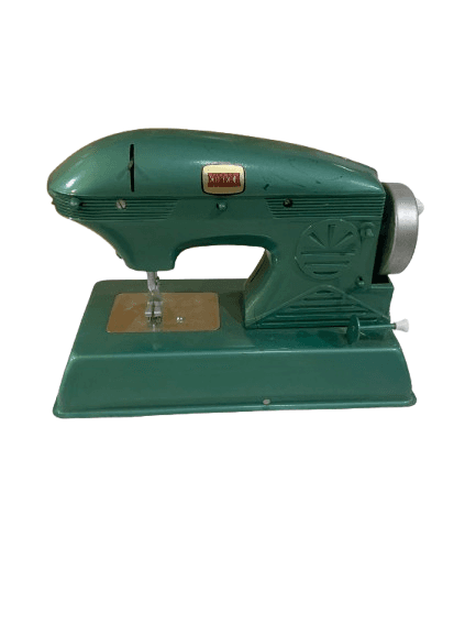 Maquina de coser Eureka Junior de juguete vintage