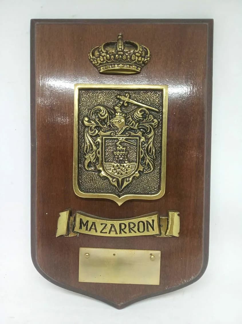 Placa con escudo de Mazarrón