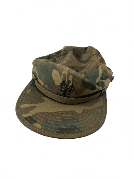 Gorra Militar de Camuflaje con Insignia