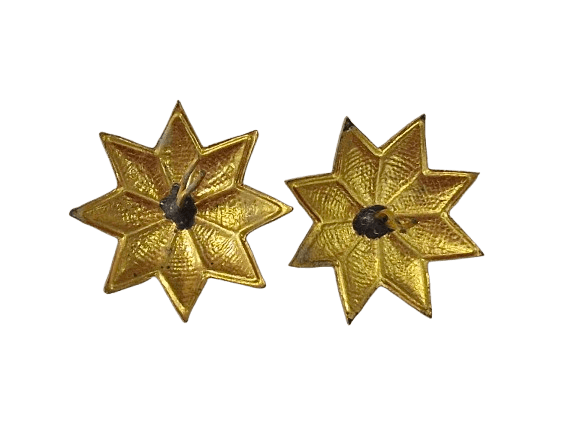 estrellas doradas de ocho puntas