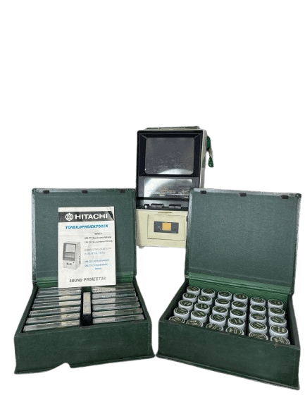 Proyector Hitachi Tonfilm Vintage con Estuche y Carretes de Película