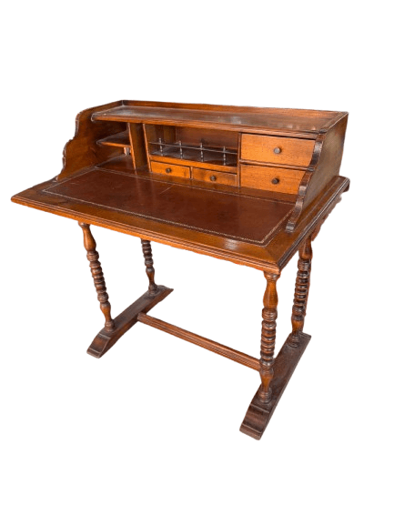 Escritorio antiguo tipo bureau con alzada