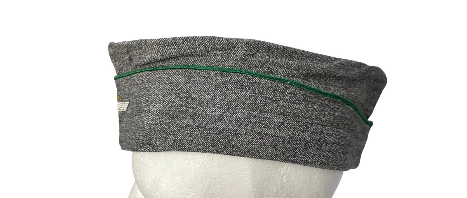 chapiri-Franco-uniforme-gorro-ejército