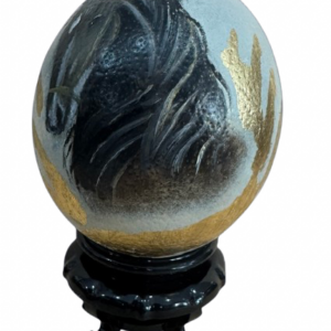 Obra de Luly Santos caballo negro.