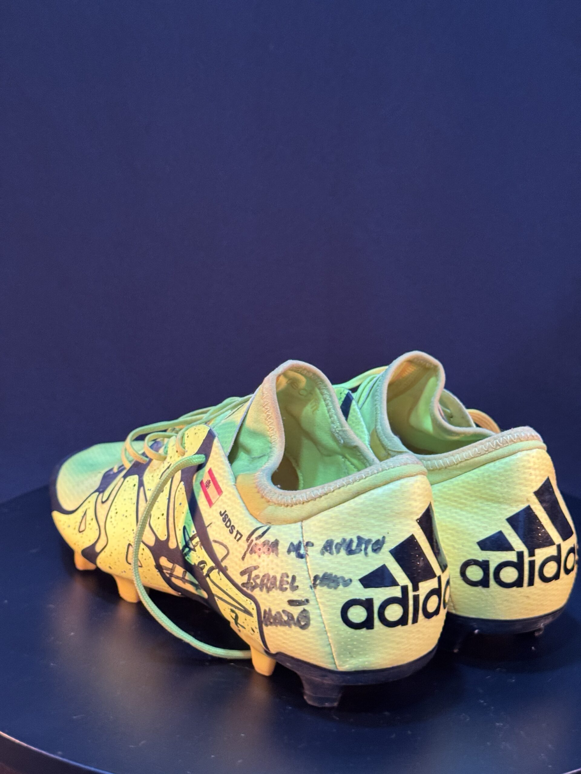 Botas de fútbol firmadas por Joaquín Originales Adidas - Imagen 3