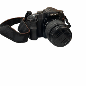 Cámara Sony Alpha DSLR con lente intercambiable