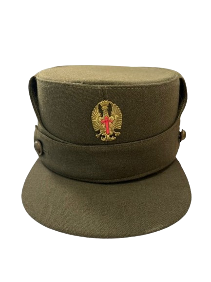 Gorra Militar con Insignia de Águila y Cruz Roja