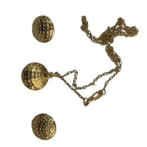 Conjunto de joyería dorada