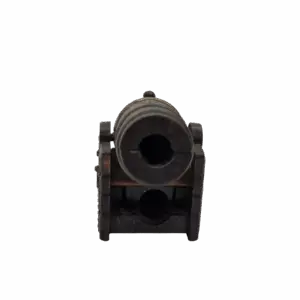 Sacapuntas metálico en forma de cañón